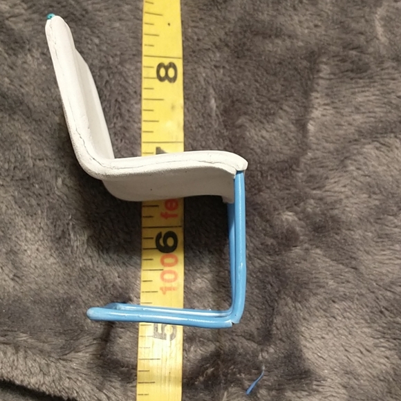 1:12 scale doll house chair (not a toy) - Picture 6 of 7